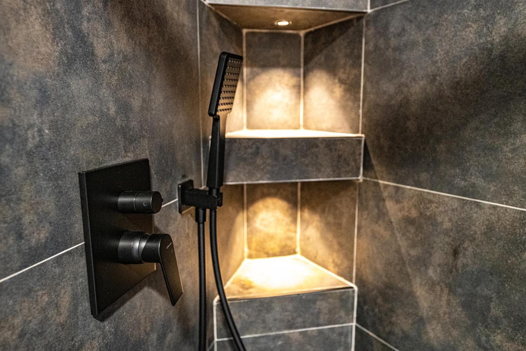 סיירה נבדה Luxury Refurnished Apartment With Private Parking Close To Ski Slopes מראה חיצוני תמונה