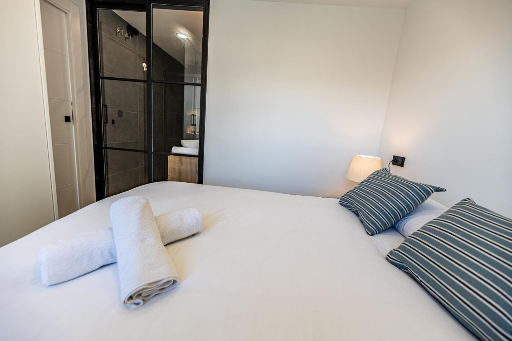 סיירה נבדה Luxury Refurnished Apartment With Private Parking Close To Ski Slopes מראה חיצוני תמונה